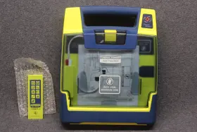 33898 Cardiac Science Aed Trainer With Test Electrodes Remote - Tested Video