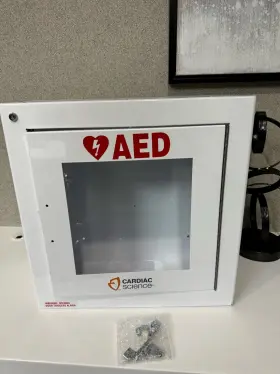 50-00392-30 Cardiac Science Niob Mmp 200900 Wall Mount Aed Storage Cabinet With Key Alarm And Strobe Kp