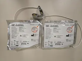 Xelaed00c Cardiac Science Set Of 2 G5 Aed Adult Pads - Exp 09/28/2026 New In Packaging