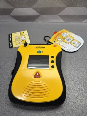 Ddu-e2300uk Defibtech Lifeline Wiew Model No Battery Original Box