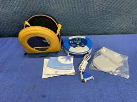 Sam-300p Heartsine Samaritan Pad Defibrillator Sam 300p With Battery Manual Charger Case #3
