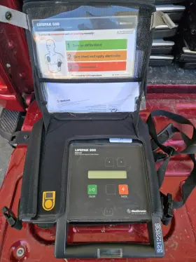 3011790-001344 Lifepak 500 Biphasic Automated External Defibrillator With Battery And Pads