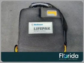 Medtronic 320371500245 Lifepak 1000 Defibrillator With Case. Battery No Working