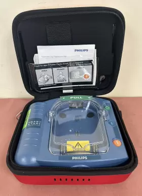 M5066a Philips Heartstart Hs1 Onsite Aed Defibrillator With Case