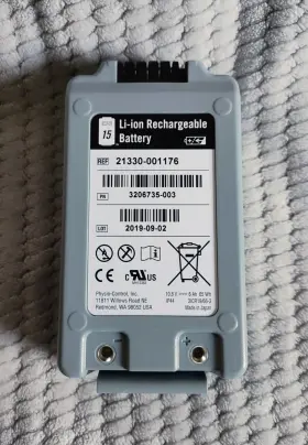 21330-001176 Physio-control 21330-001365 Lithium-ion Rechargeable Battery 10.8v 65wh