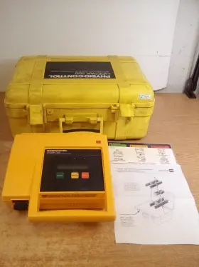 3005400-320 Physio-control Lifepak 500 With Hard Case Inch No Battery