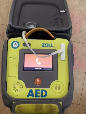 Aed-3 Zoll Aed 3 Used With 2 New Start-pads