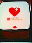 Physio-control Lifepak CR2 Defibrillator Aed 99512-001265 W/ Case Untested. Fixed Price $899.99.