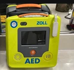 Zoll Aed 3 Bls / Ecg Wifi Cpr Uni-padz Iii, And 2028 Pads Battery. Fixed Price $999.99.