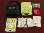 Zoll Aed Plus Defibrillator With Pad , Carry Case & Extras(read Description). Fixed Price $990.00.