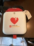 Physio Control Lifepak Cr 2 With Case And Multiple Languages. Fixed Price $1000.00.