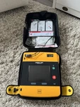 Physio-control Lifepak 1000 Aed Defibrillator 50% Battery. Fixed Price $650.61.